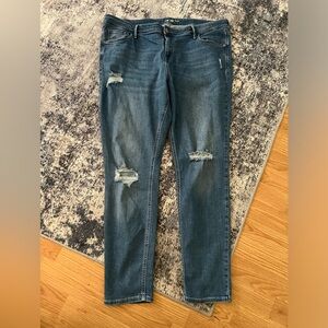 Old Navy Rockstar Super Skinny Jeans